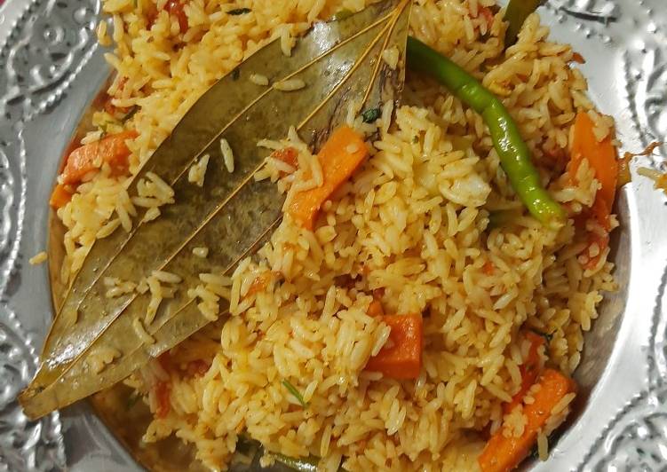 Veg Biryani with leftover rice