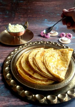 A picture of Holi Special Puranpoli.