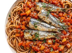 Foto de RECEITA SAUDÁVEL - Esparguete com Molho de Legumes e Sardinhas