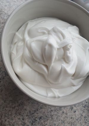 Una foto de Vegonesa / mayonesa de aguafaba / mayonesa vegana
