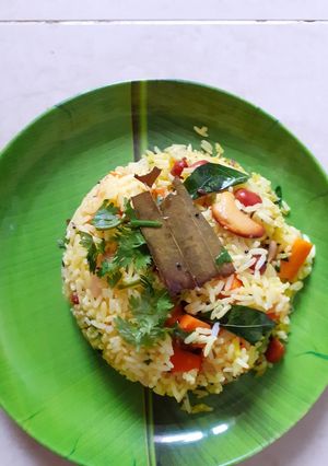 लेमन राइस (Lemon Rice Recipe In Marathi) रेसिपी चे मुख्य फोटो 