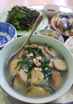 Hình của món Canh chuối xanh nấu tôm.