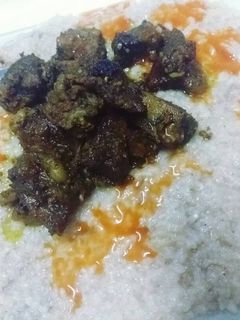 صورة لوصفة عرسيه عمانيه باللحم مع اللحم المقلي الطعم خيال 😍😍😘😘😉😉