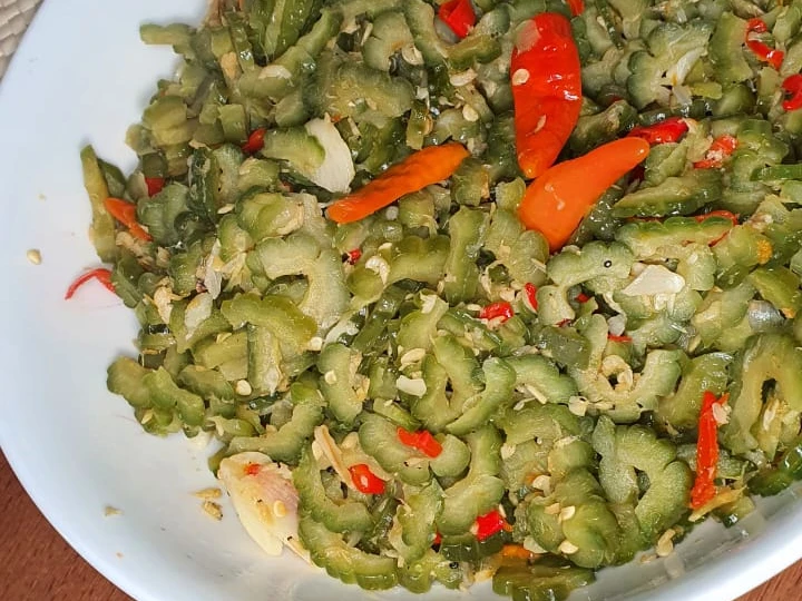 Langkah Gampang Menyiapkan Resep Tumis pare rebon yang Lezat Anti Ribet, Sempurna