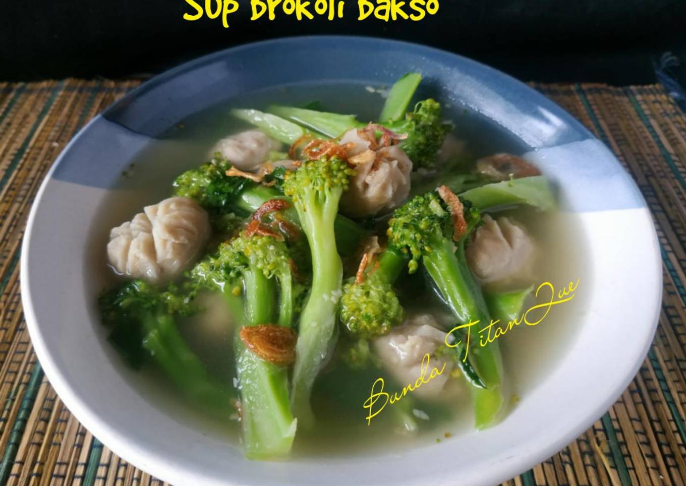 Sup Brokoli Bakso