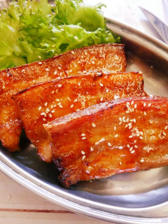 氣炸鍋「韓式辣烤豬五花」超棒的下酒菜～ 的食譜成品照片