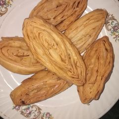 A picture of Layers masala papdi.