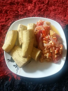 A picture of Unripe plantain with egg source #myhubby'sfavourite.