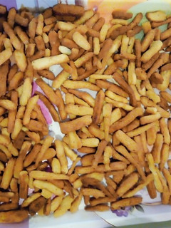 A picture of Coconut cincin sticks.