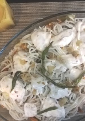 A picture of Singaporian rice.