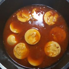 A picture of Egg Curry.