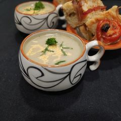 A picture of Potato & celery soup.