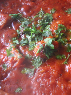 Una foto de Daditos de atún congelado con tomate