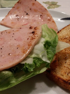 Una foto de Sandwich de pechuga de pavo