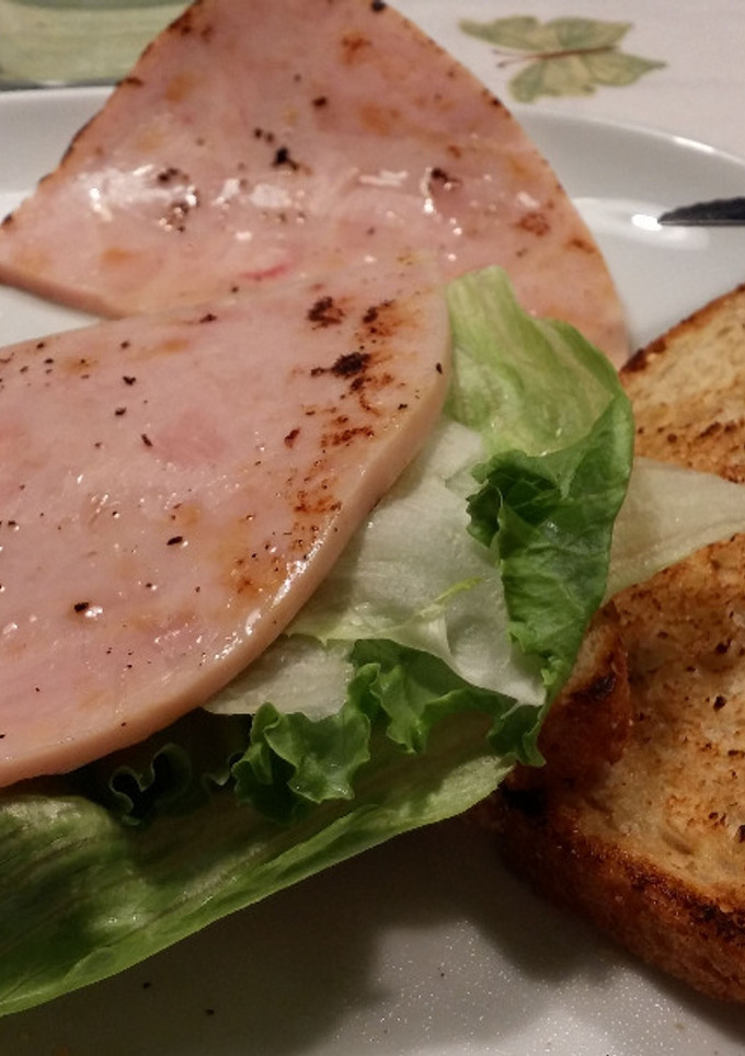Una foto de Sandwich de pechuga de pavo