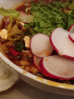 A picture of Pozole rojo.
