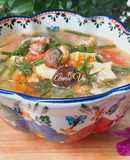 Canh chua sườn nấu khế