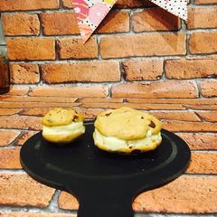 A picture of Chocolate chip Ice-cream sandwich cookies.