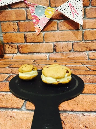 Easy Steps Make|Recipe} Chocolate chip Ice-cream sandwich cookies the Perfect