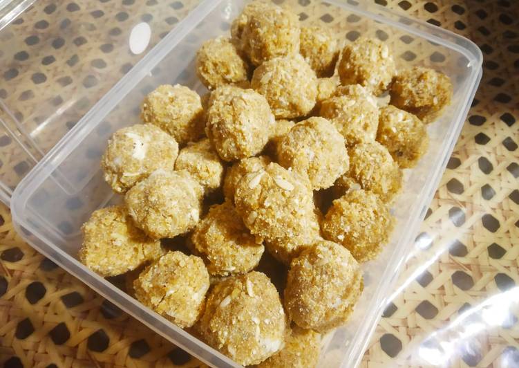 Recipe of Any-night-of-the-week Gond Ladoo(Edible gum)