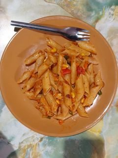 पैने पास्ता (Penne pasta recipe in hindi) रेसिपी मुख्य फोटो
