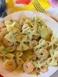 Farfalle alla crema di zucchine e gamberetti
