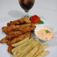 A picture of 🍘🧀Chicken finger's Strips  🧀🍘  #KokabandCookpad.