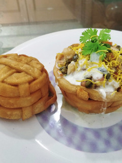 બાસ્કેટ ચાટ રેસીપી મુખ્ય ફોટો