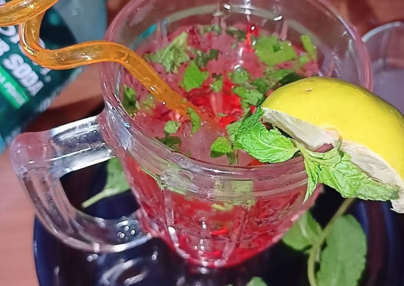Pink mojito