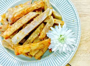 Hình của món Khoai môn chiên nước mắm.