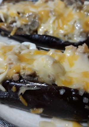 Foto principal de Berenjenas rellenas de atún y huevo en microondas