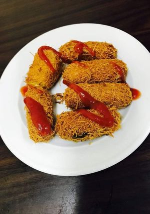 A picture of Chicken Vermicelli Roll.