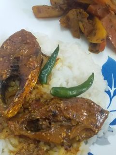 সর্ষে ইলিশ (Sorshe illish recipe in bengali) রেসিপির প্রধান ছবি