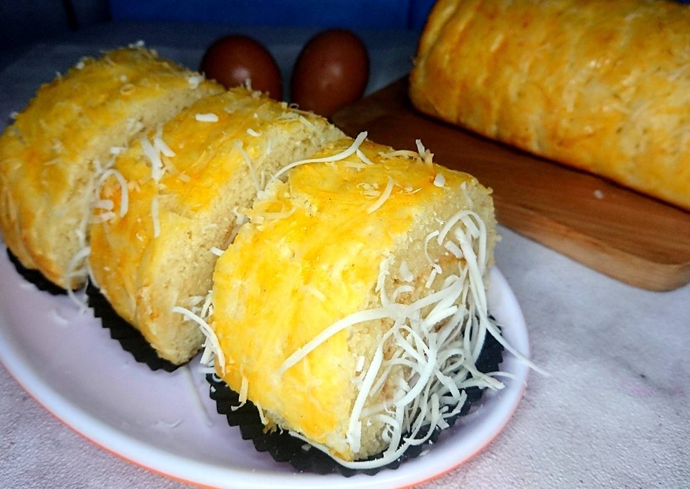 Roti manis gulung