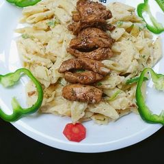 A picture of Alfredo pasta.