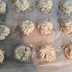 A picture of Chia seed and ginger cookies.