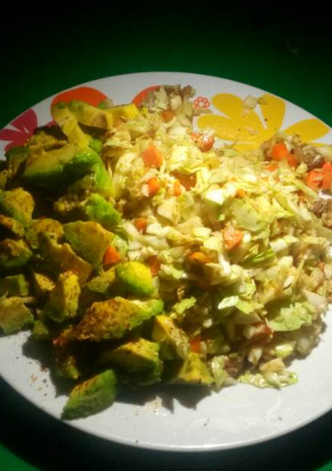 A picture of Cabbage,avacado with sausage.