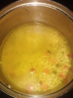 A picture of Simple chicken soup.