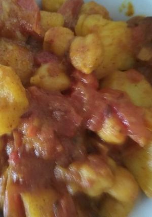 A picture of Aloo chole.