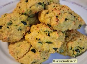 Foto di 🧆Polpette di zucchine e patate alla menta e pecorino🍀