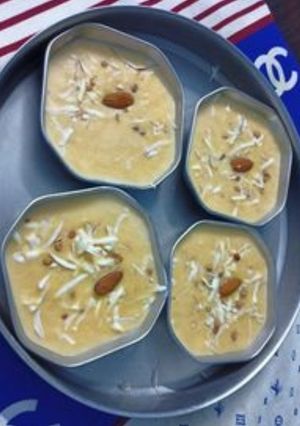 बेसन का हलवा (Besan ka halwa recipe in hindi) रेसिपी मुख्य फोटो