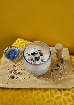 A picture of Indian style overnight oats.