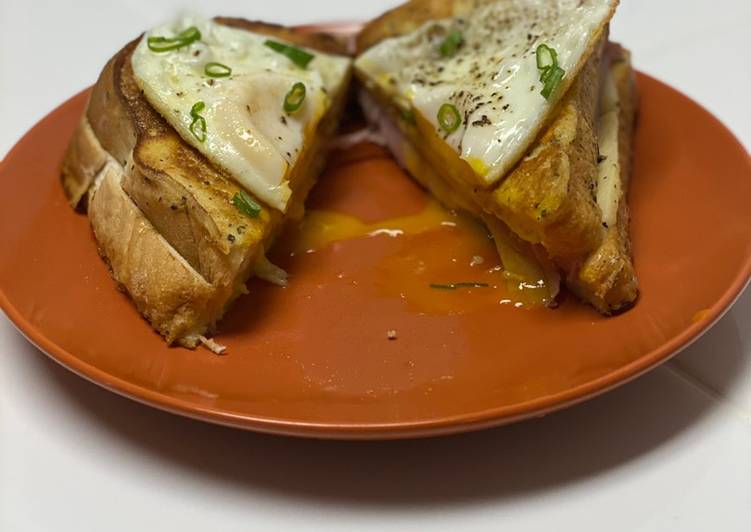 Simple Way to Make Super Quick Homemade Savory French Toast Sandwich