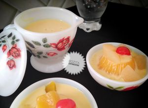 Gambar Puding kastard koktail dengan sos kastard
