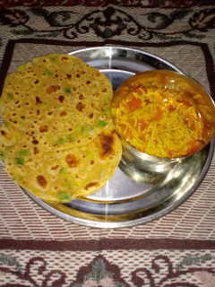 ગ્રીન ઓનીયન પરાઠા રેસીપી મુખ્ય ફોટો