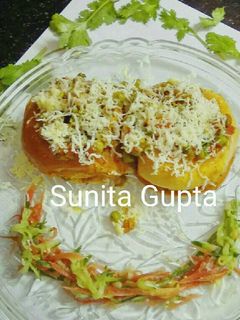 मसाला पाव (Masala Pav recipe in hindi) रेसिपी मुख्य फोटो