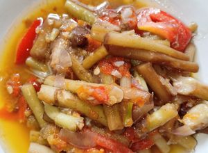Foto resep Oseng sulur keladi (akar talas)