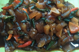 Cara Membuat Oseng kikil lombok ijo Irit Anti Gagal