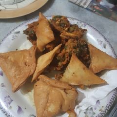 A picture of Chicken Samosa.