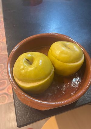Una foto de Manzanas asadas en microondas